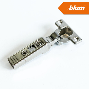 Blum 71T0550 Keskeny alukerethez Mini kivetőpánt