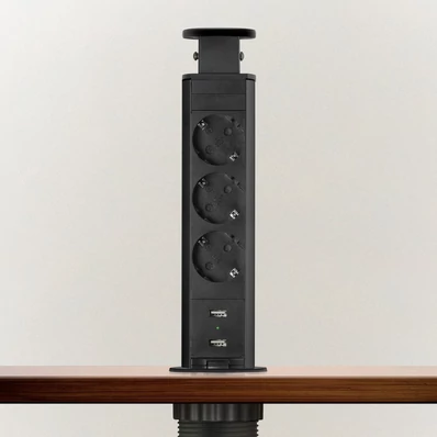 Konnektor Munkalapba süllyeszthető 3-as 1,5m+USB Matt Fekete