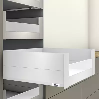 Blum MERIVOBOX fiókszett E magasságú BOXCAP Belső fiók alacsony üveg előlappal 500mm Selyemfehér