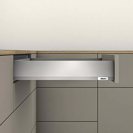 Blum MERIVOBOX fiókszett M magasságú 300mm Szürke Blum MERIVOBOX fiókszett M magasságú 300mm Szürke