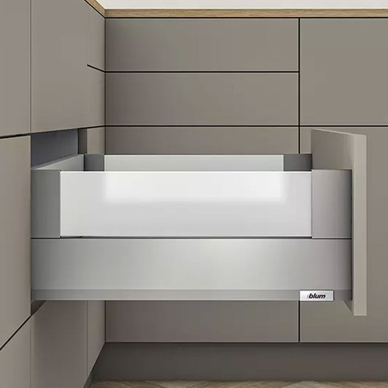 Blum MERIVOBOX fiókszett E magasságú BOXCOVER Üveg oldallal 500mm Szürke Blum MERIVOBOX fiókszett E magasságú BOXCOVER Üveg oldallal 500mm Szürke