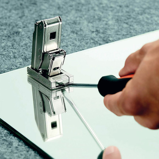 Blum 70T4500C Clip top 110° Cristallo üvegajtópánt rugó nélkül Blum 70T4500C Clip top 110° Cristallo üvegajtópánt rugó nélkül