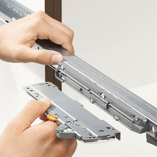 Blum Legrabox és Movento fiók T60L7570 70kg Tip-On Blumotion kapcsolóelem készlet Blum Legrabox és Movento fiók T60L7570 70kg Tip-On Blumotion kapcsolóelem készlet