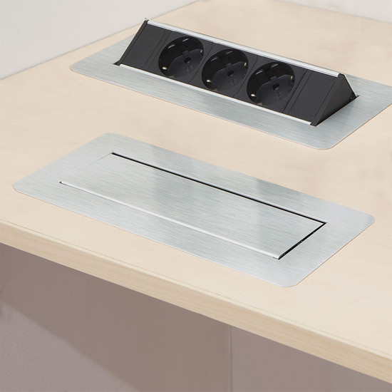 Konnektor Munkalapba süllyeszthető 3-as FLIP-UP Inox Konnektor Munkalapba süllyeszthető 3-as FLIP-UP Inox