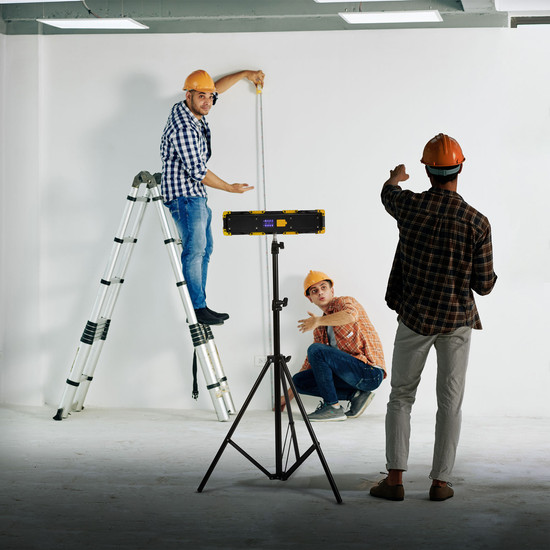 LED reflektor - akkumulátoros, dimmerelhető, fókuszálható - 1500 lumen LED reflektor - akkumulátoros, dimmerelhető, fókuszálható - 1500 lumen