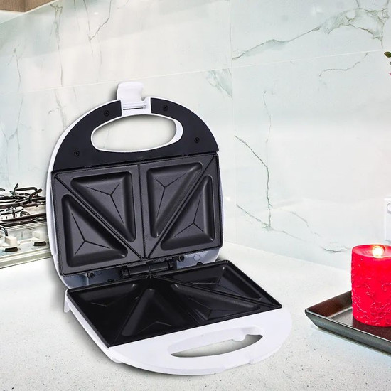 WinningStar - Tapadásmentes melegszendvics sütő - 750 W WinningStar - Tapadásmentes melegszendvics sütő - 750 W