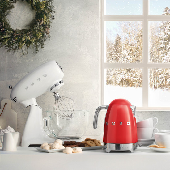 SMEG VÍZFORRALÓ, retro, állítható hőmérséklet, piros SMEG VÍZFORRALÓ, retro, állítható hőmérséklet, piros