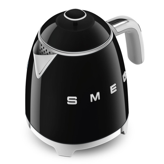 SMEG MINI VÍZFORRALÓ, retro, fekete SMEG MINI VÍZFORRALÓ, retro, fekete