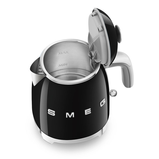 SMEG MINI VÍZFORRALÓ, retro, fekete SMEG MINI VÍZFORRALÓ, retro, fekete