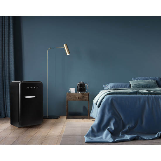 SMEG MINI VÍZFORRALÓ, retro, fekete SMEG MINI VÍZFORRALÓ, retro, fekete