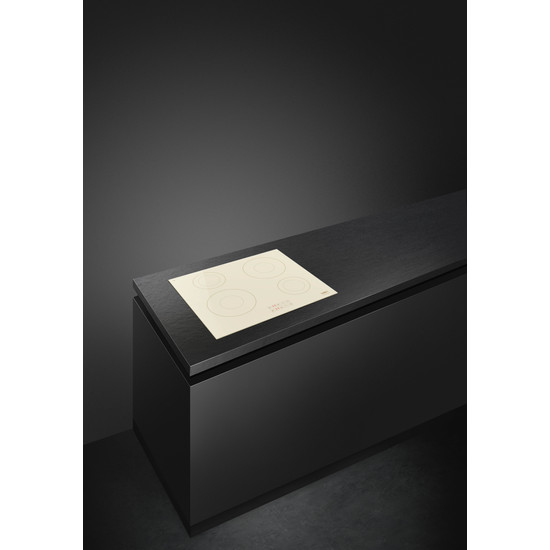 SMEG INDUKCIÓS FŐZŐLAP, Universal design, 60 cm, 4 főzőzóna, bézs SMEG INDUKCIÓS FŐZŐLAP, Universal design, 60 cm, 4 főzőzóna, bézs
