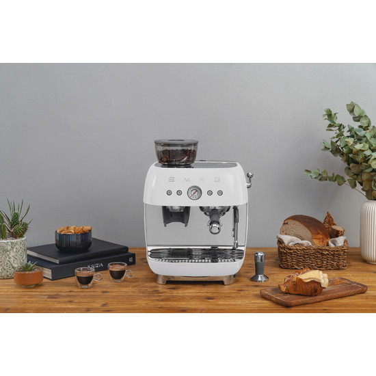 SMEG ŐRLŐVEL KOMBINÁLT ESPRESSO KÁVÉFŐZŐ, retro, fehér