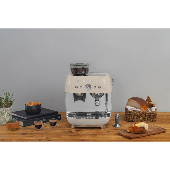 SMEG ŐRLŐVEL KOMBINÁLT ESPRESSO KÁVÉFŐZŐ, retro, bézs