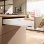 Kép 2/2 - BMerivoBox 470N4002S 68mm Selyemfehér 400mm mélységű káva-1