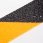 Kép 3/3 - Ragasztószalag - csúszásmentes - 5 m x 50 mm - sárga / fekete
