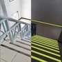 Kép 1/3 - Ragasztószalag - csúszásmentes - 5 m x 50 mm - foszforeszkáló